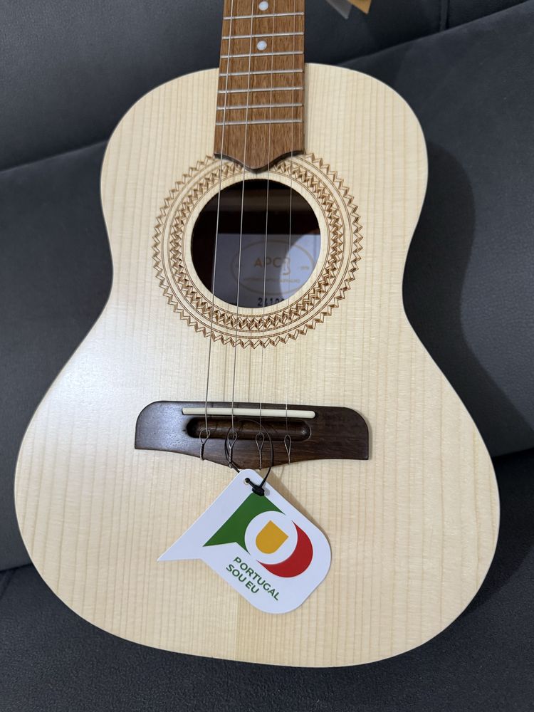 Cavaquinho Brasileiro APC BR110