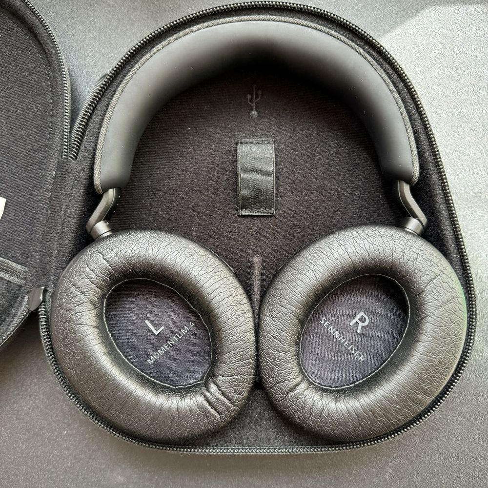 Sennheiser momentum 4