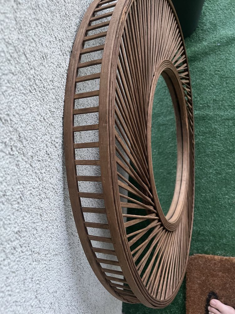 Lustro w wiklinowej ramie fi 72