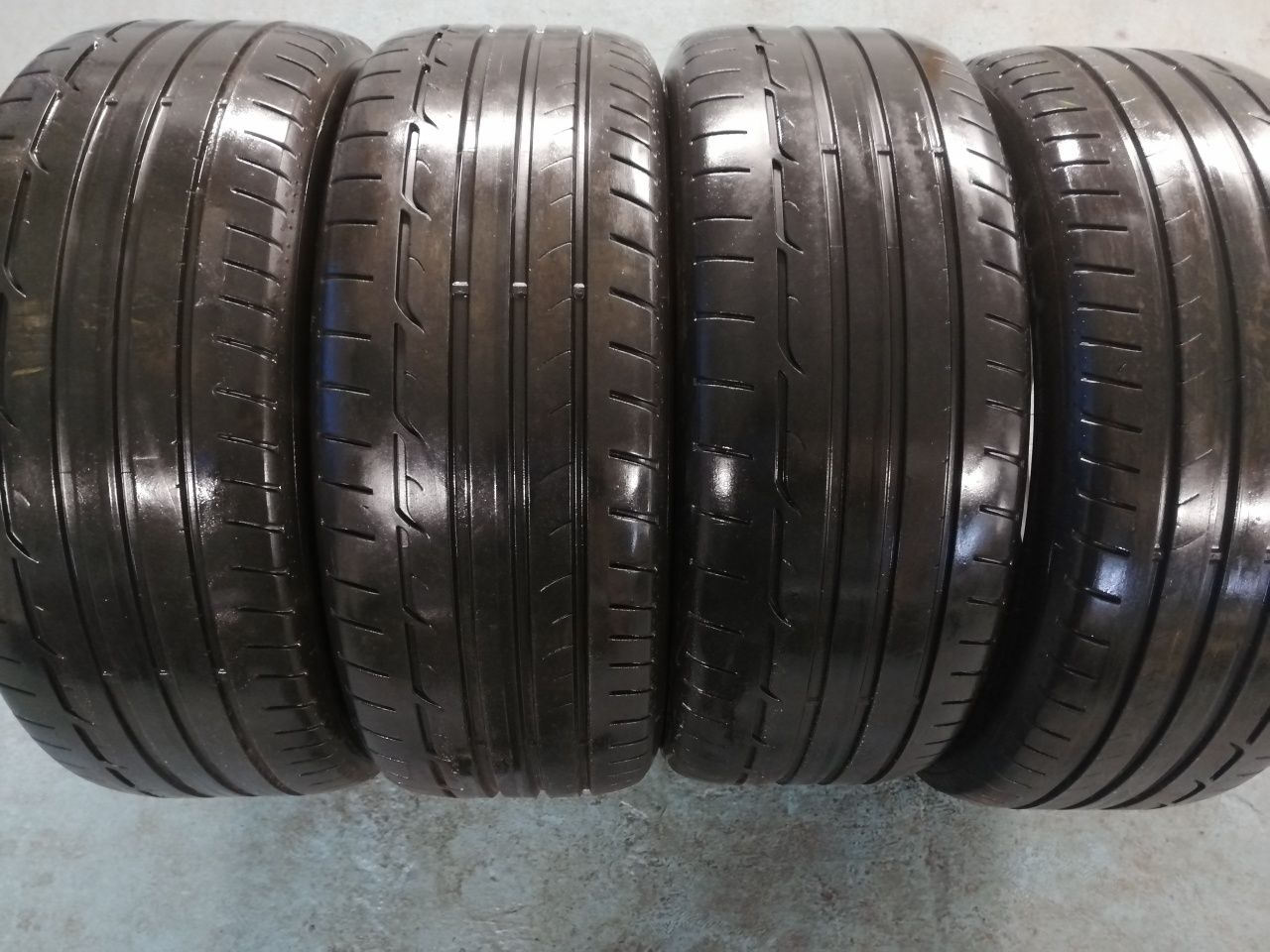 225/45r19 Dunlop 4szt. Letnie