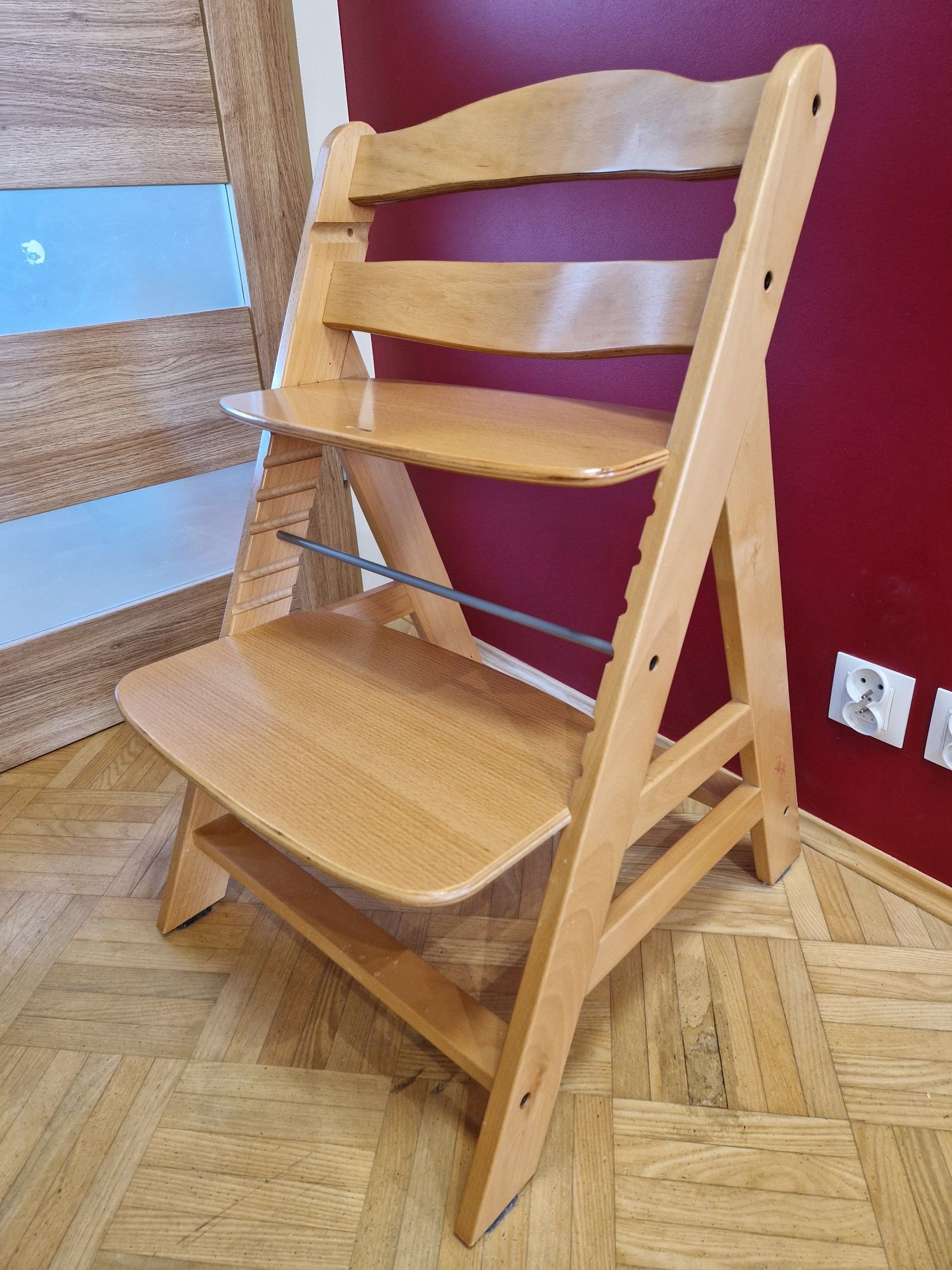 Drewniane krzesełko do karmienia Hauck Alpha Plus