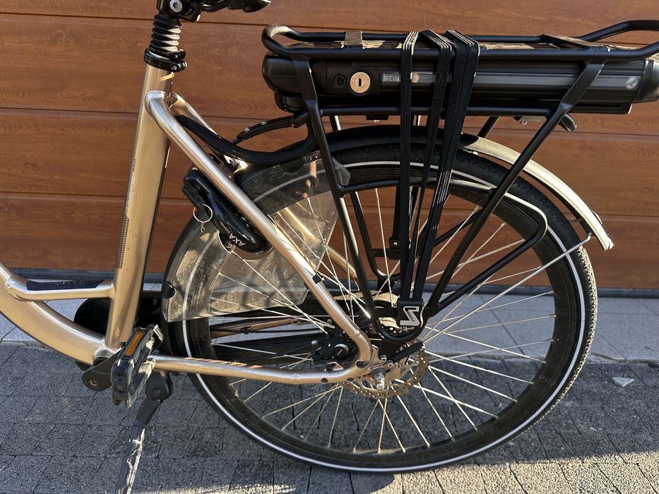 Rower elektryczny Stella Livorno, rama 53 cm, kola 28