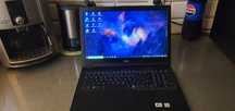 Laptop   firmy    Fujitsu                 .