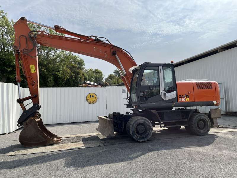 Escavadora Com Rodas HITACHI ZX210W-3