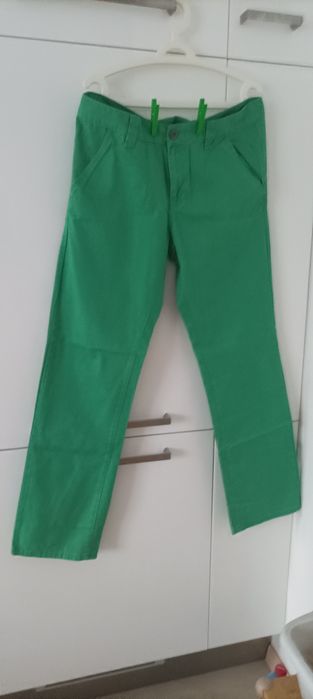 Męskie jeansowe spodnie.