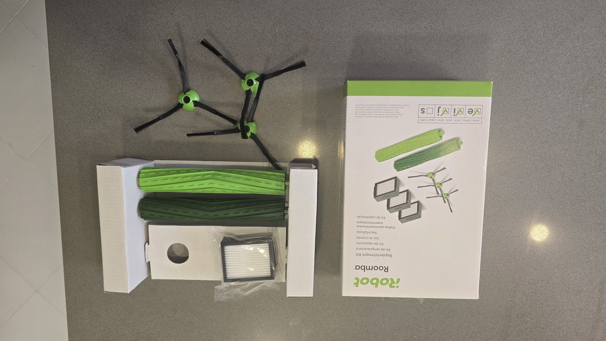 Roomba Combo J5+ da iRobot com acessórios novos