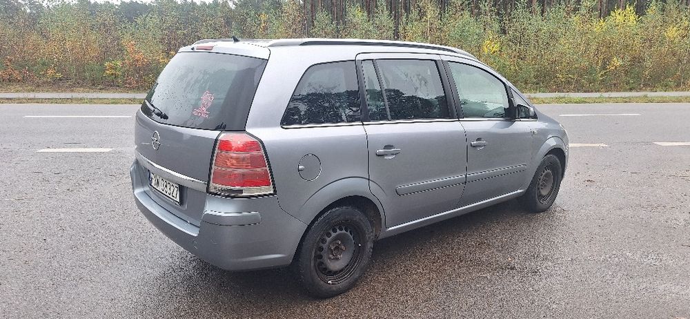 Zafira B 1.6 2007 nowy rozrząd Okazja.Siedem osób