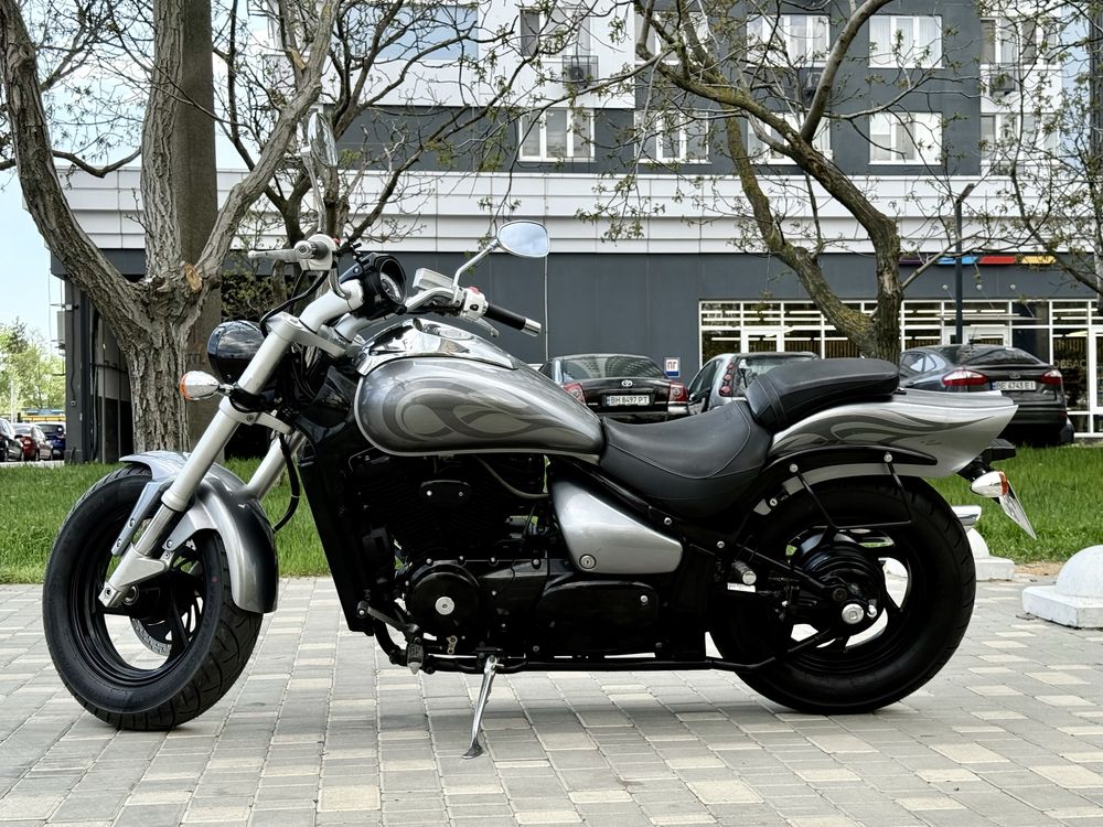 Очень красивый мот Suzuki Boulevard