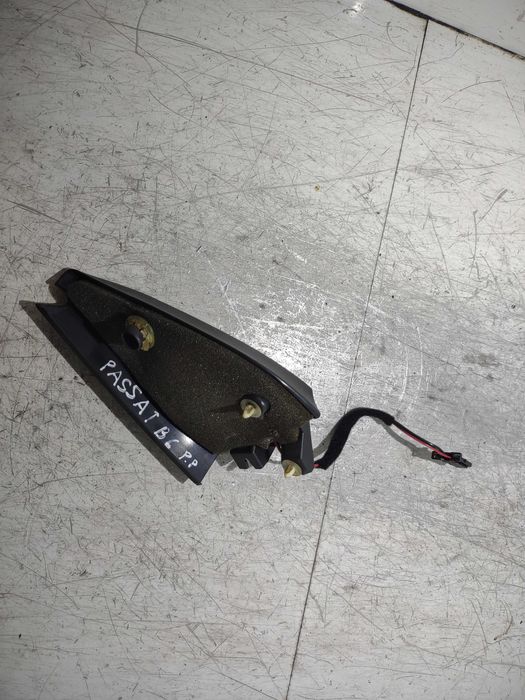 Obudowa osłona lusterka prawa VW PASSAT B6