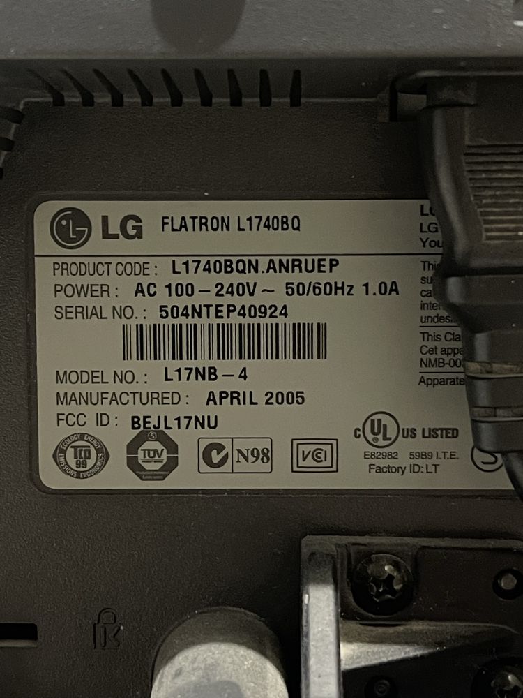 монітор LG Flatron L1740