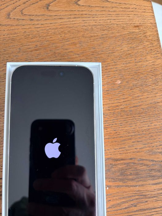 iPhone 14 Pro 128Gb + wireless charger belkin 3 em 1 + vidro protetor