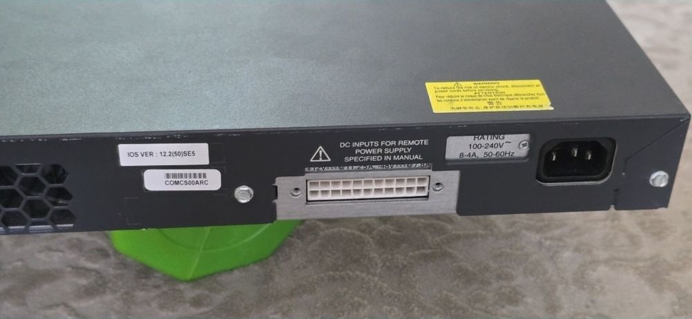 Комутатор керований Cisco Catalyst WS-C2960-24PC-L 24 V06 коммутатор