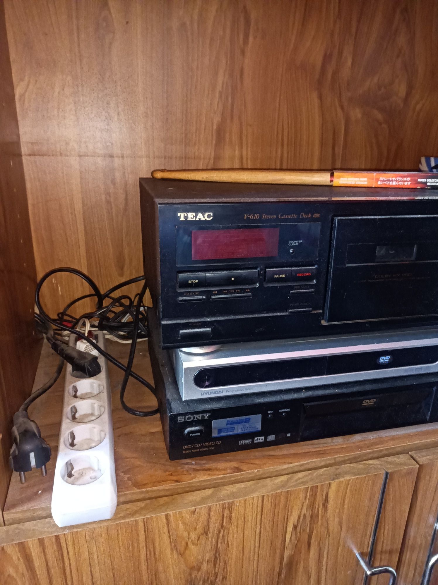 Leitor/gravador Teac V-610