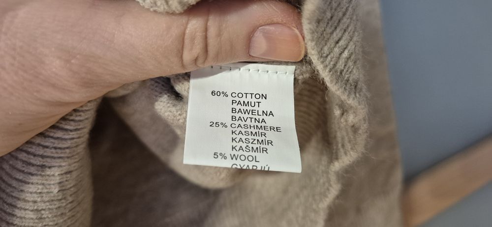 Nowy sweter z ozdobnymi perełkami, welna kaszmir bawełna.M/L