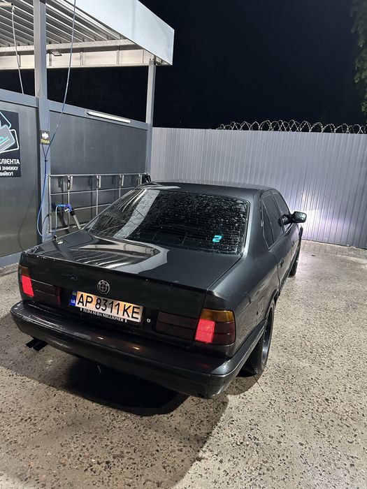 Продам BMW E34 m20b25