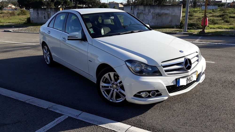 Mercedes C220 Avantgarde Nacional