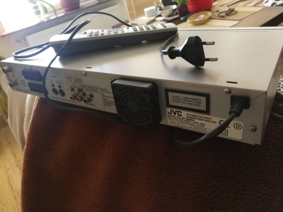 Nagrywarka JVC dr m70