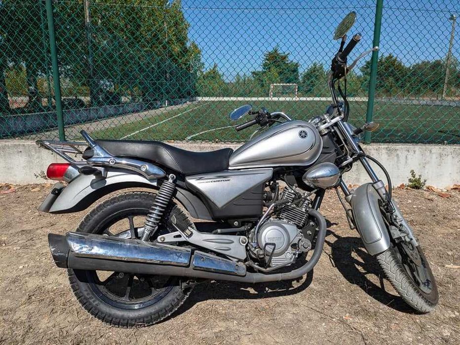 Yamaha YBR 125 Custom