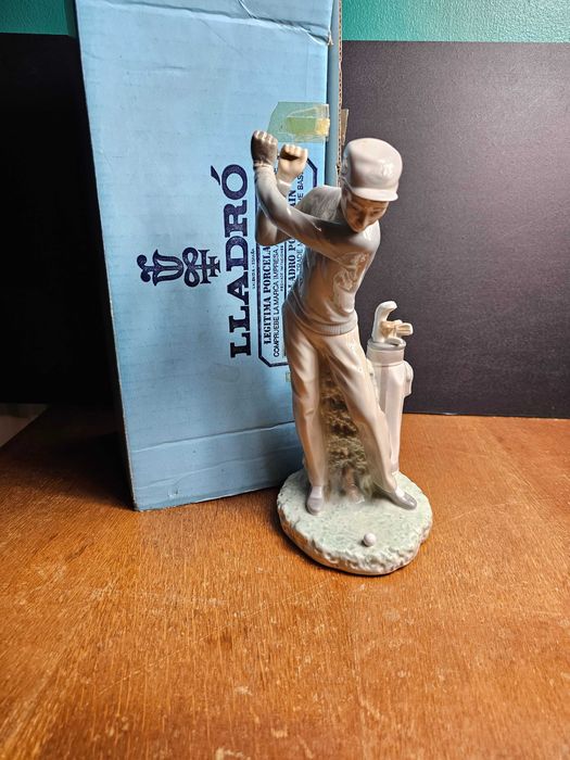 Duża figurka porcelana Lladro 4824 "Golfista" 28,5cm Hiszpania Pudełko