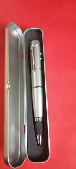 Флешка - ручка.накопитель.