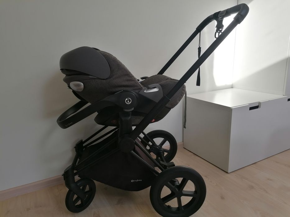 Wózek Cybex Priam Lux Set Manhattan Grey, gondola, spacerówka, fotelik