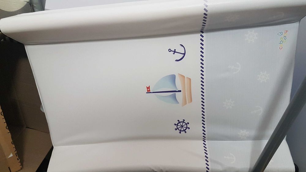 Przewijak niemowlęcy