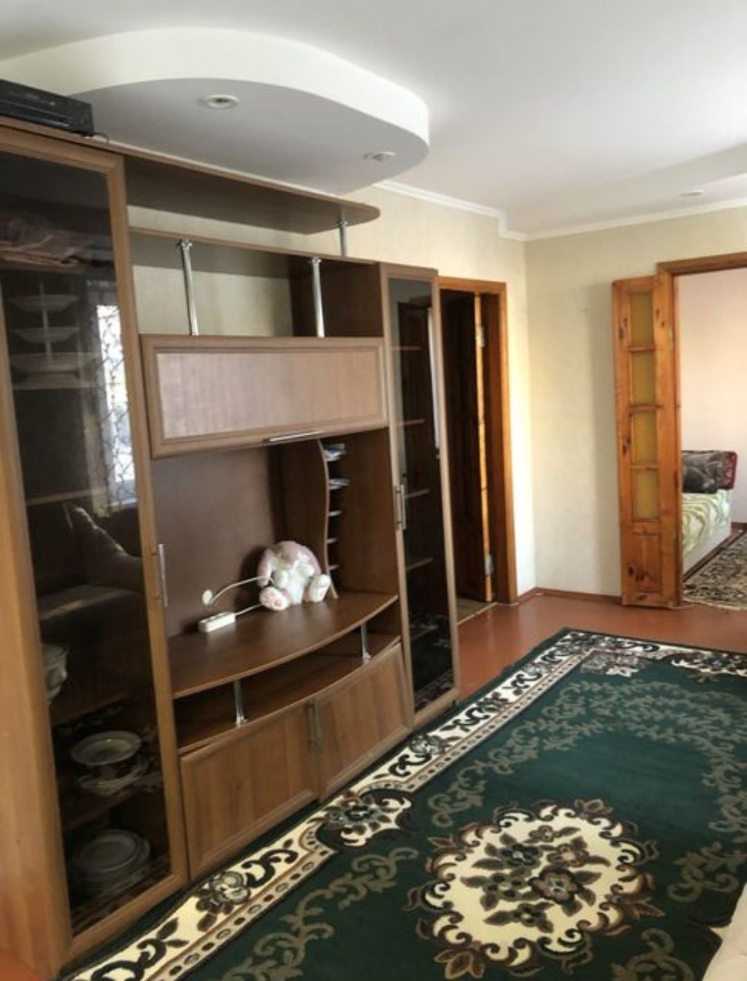 Оренда трьохкімнатної квартири на Крошні