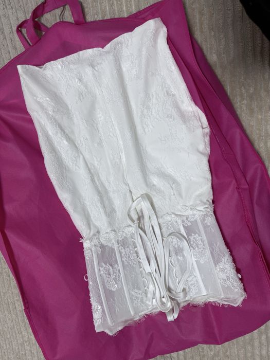 Продається розкішна сукня із салону Smee