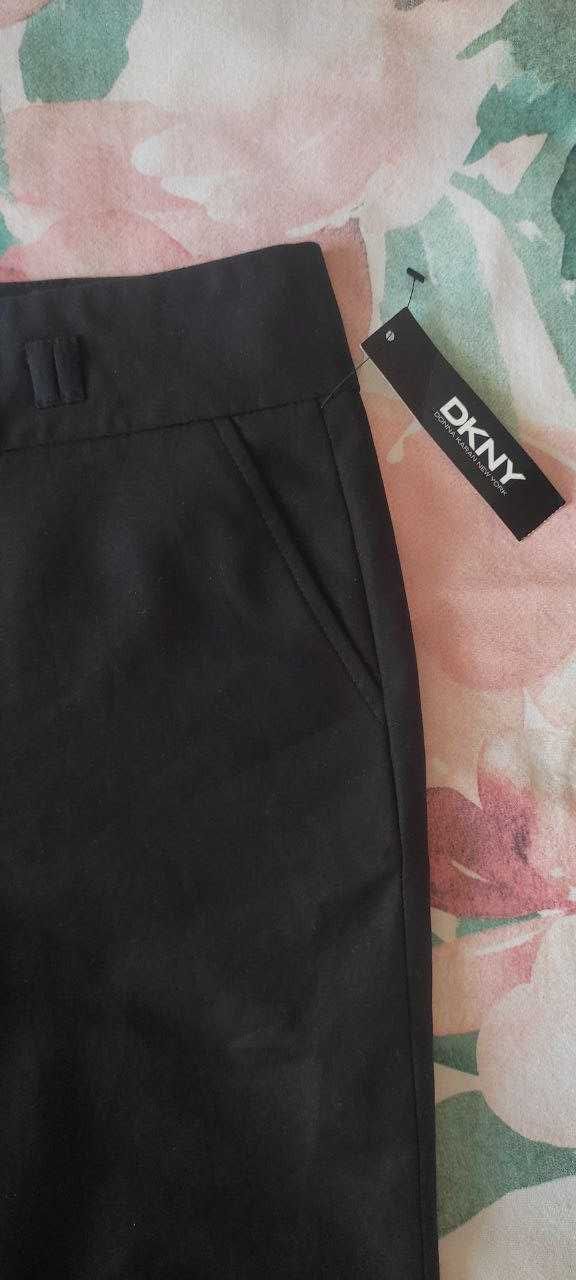 DKNY укорочені брюки 52-54 розм.