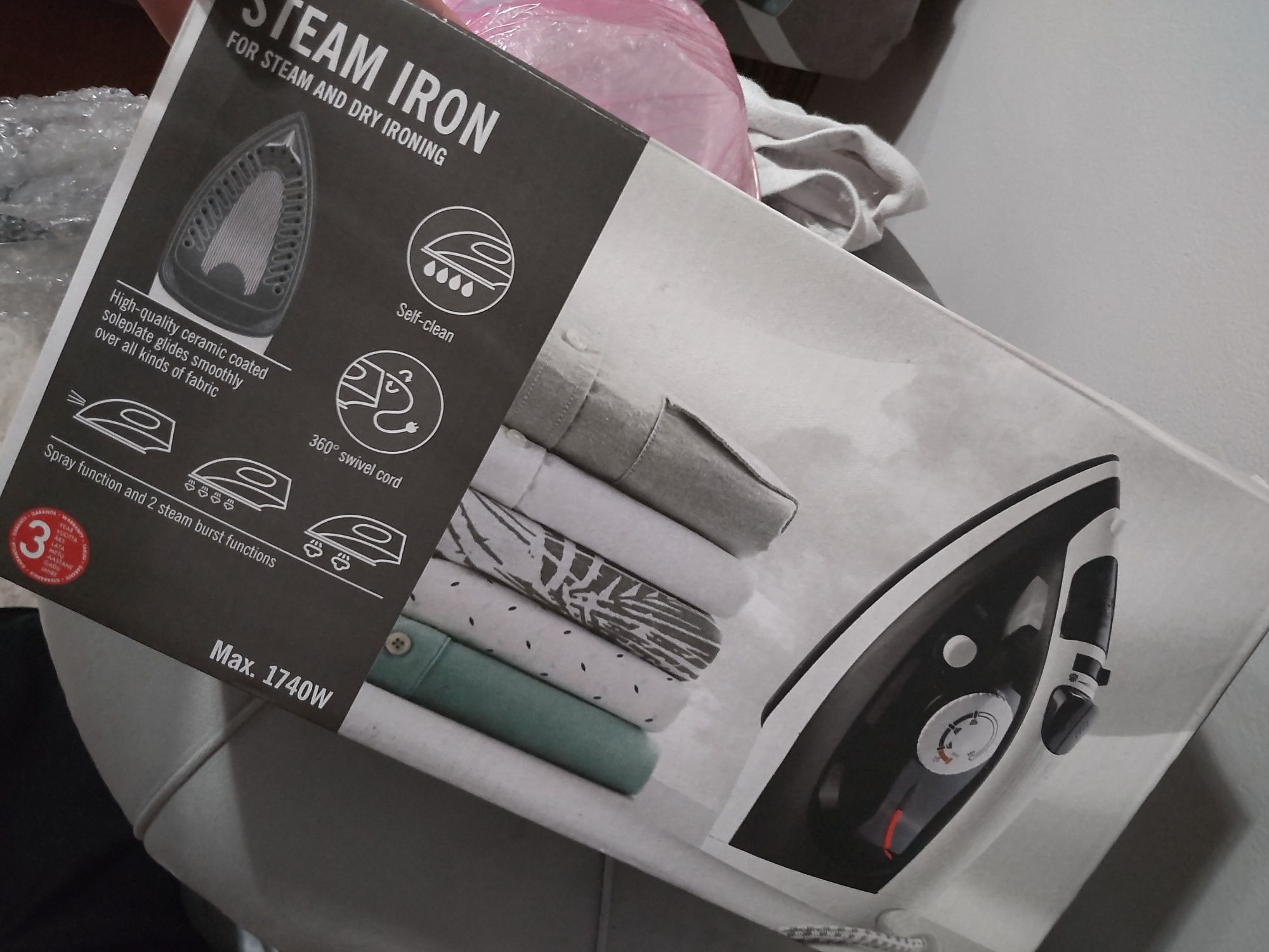 Праска steam iron bl db 1600 b4 нова. Утюг