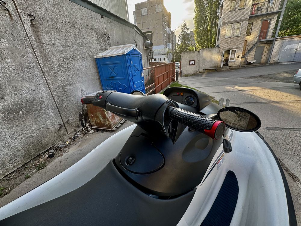 Гидроцикл polyaris genesis 2002