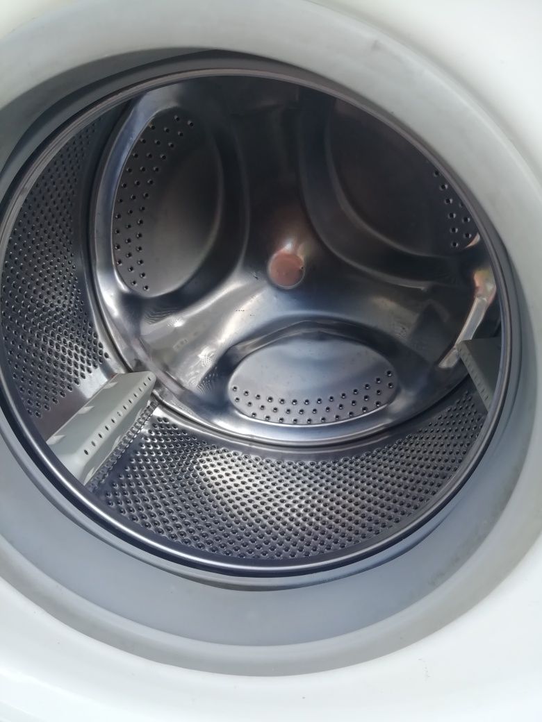 Ariston AVL 1000