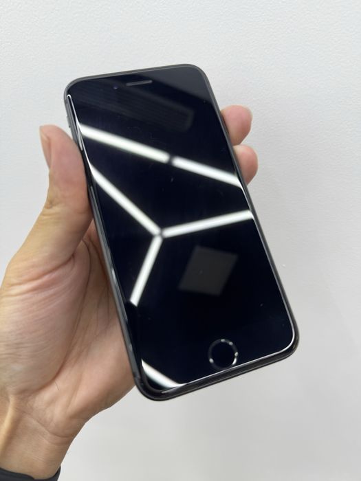 iPhone 8 com 128GB