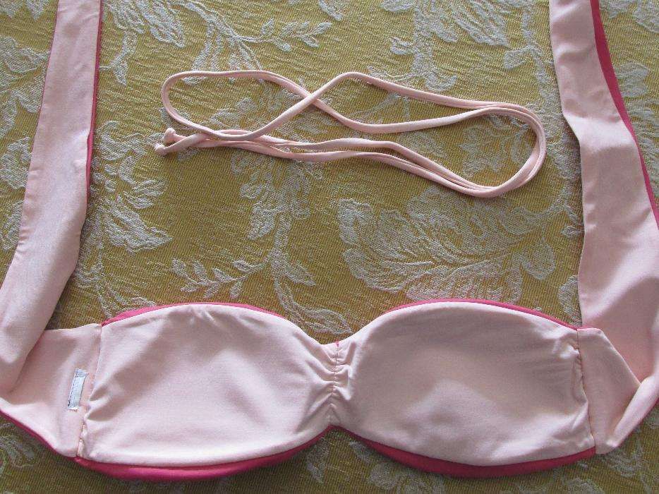 Bikini com estrelinhas rosa e azul