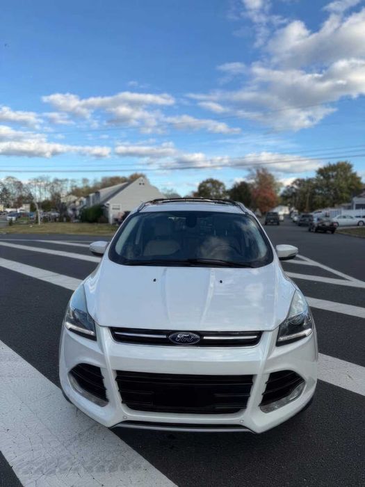 Ford Escape Titanium      2015