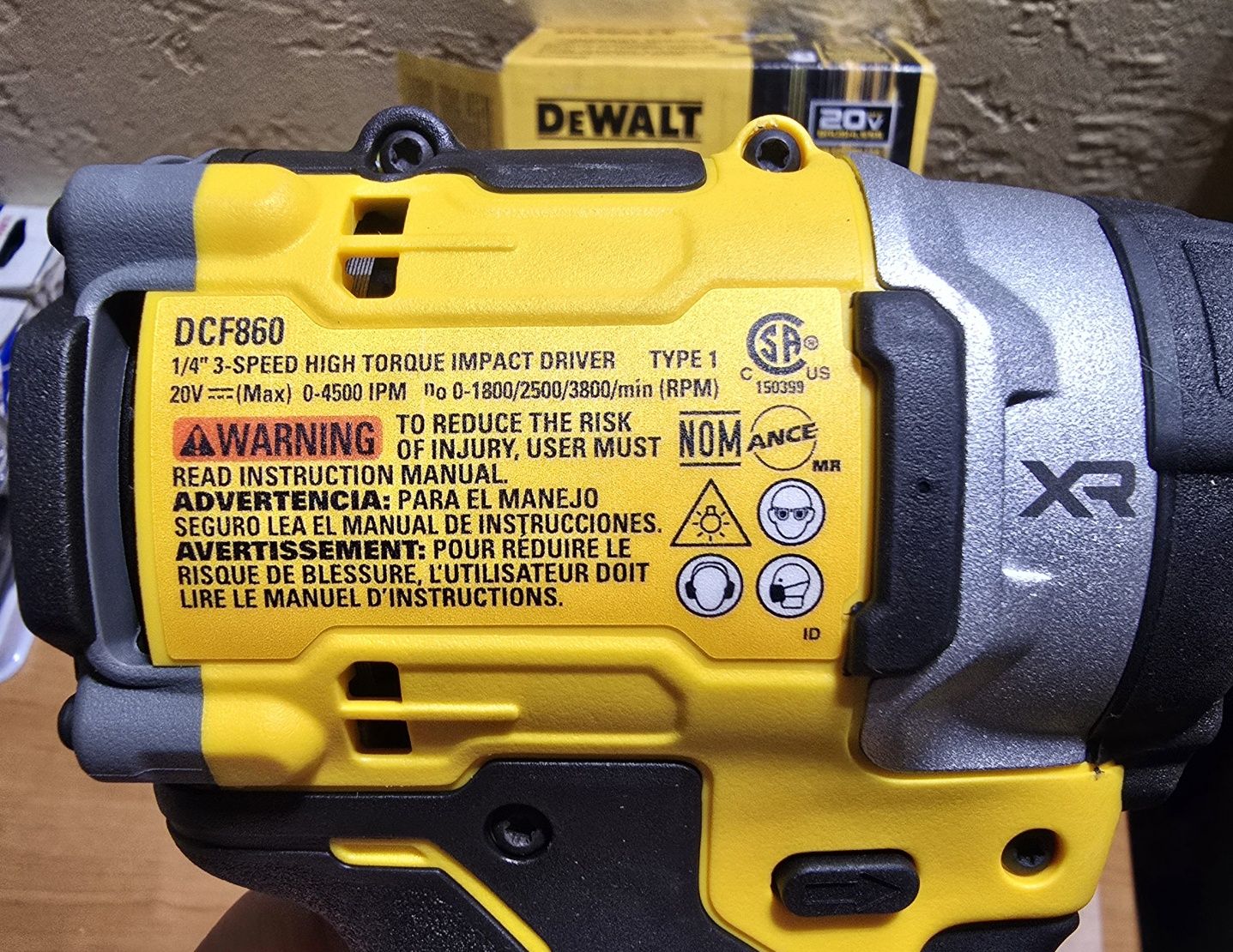 Dewalt dcf860 made in Mexico оригін із Штатів