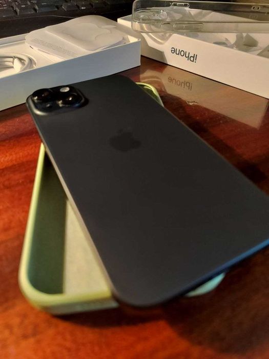 Apple iPhone 15 Plus 128GB Black з гарантією від Розетка