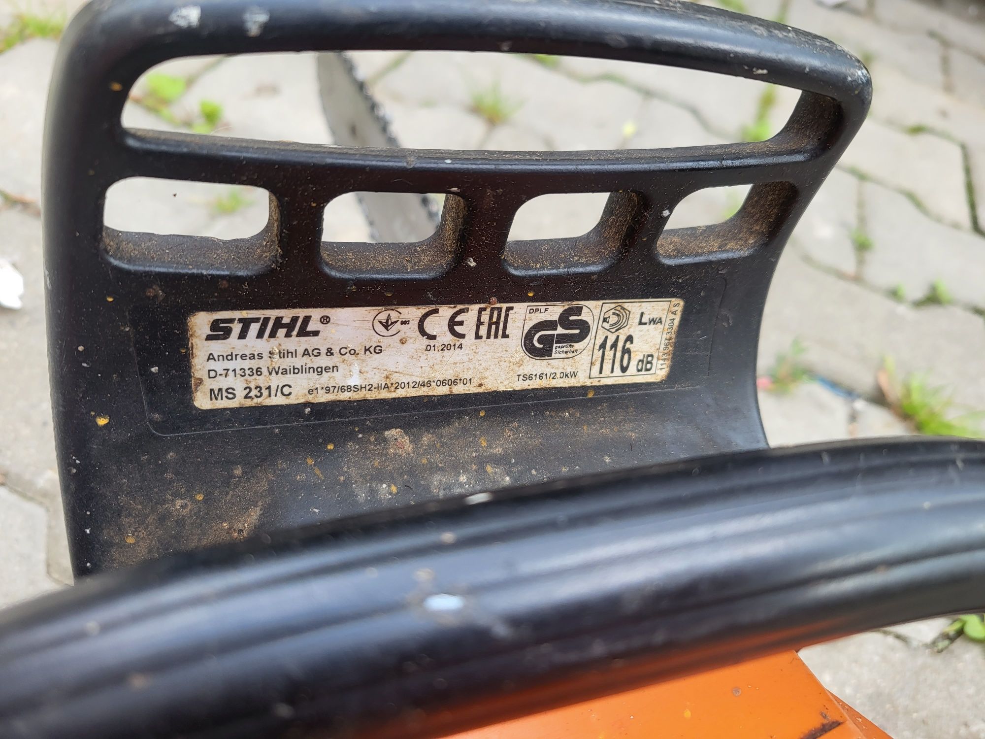Spalinowa piła do drzewa stihl ms 231  c