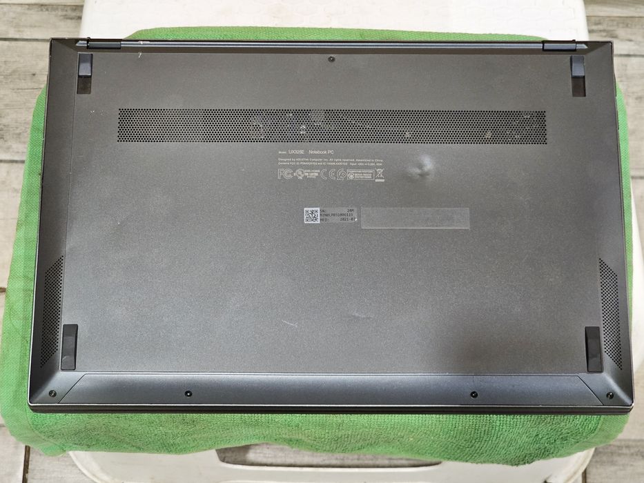 Asus ZenBook OLED 13.3"/i5 1135G7 RAM 16GB/SSD 256GB