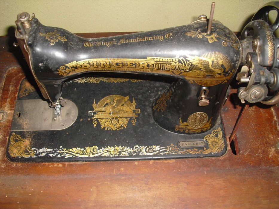 Maquina de costura Singer (antiga)