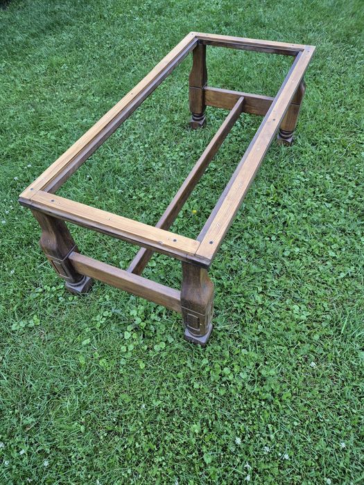 Podstawa ławy dębowej