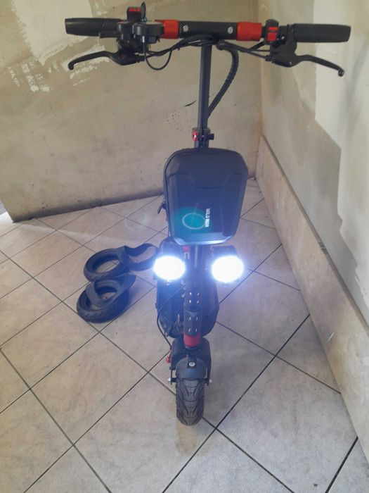 Hulajnoga motus  10 ,pro, 45km\h przejechane 190km