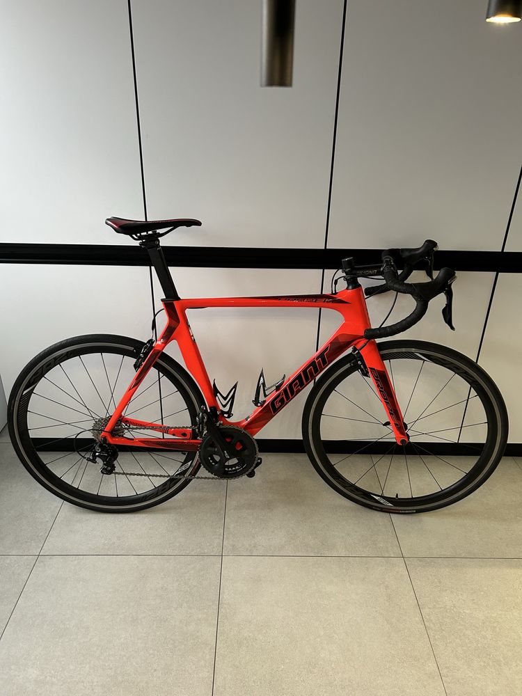 Giant propel advanced M/L aero road