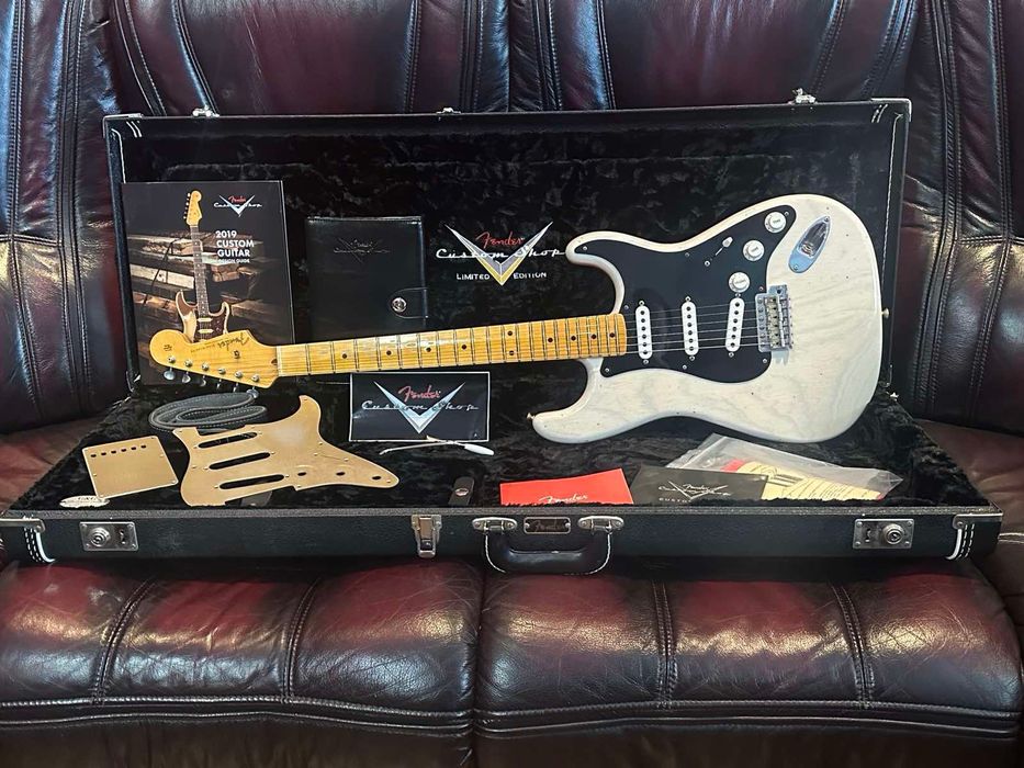 Fender Custom Shop Dual-Mag Stratocaster Limited Edition (2020р,3990$)