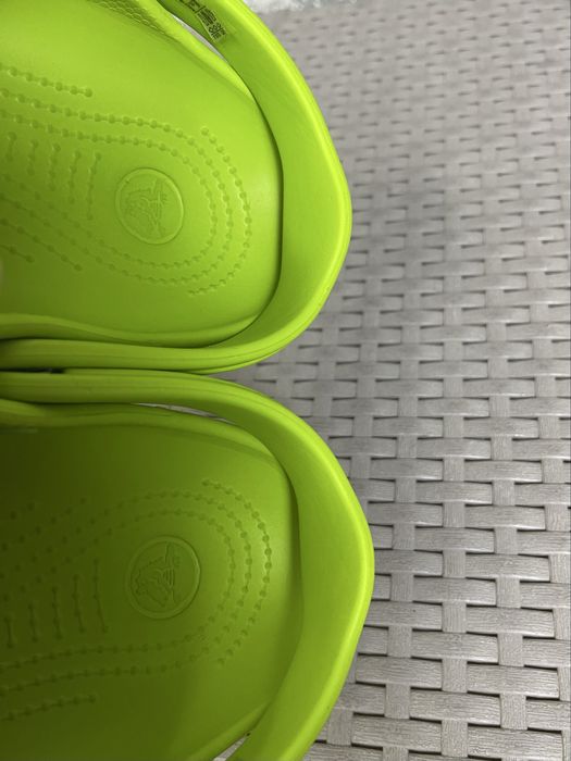Crocs кроксы сандали шлепанцы M8 W10 41-42 размер салатовые