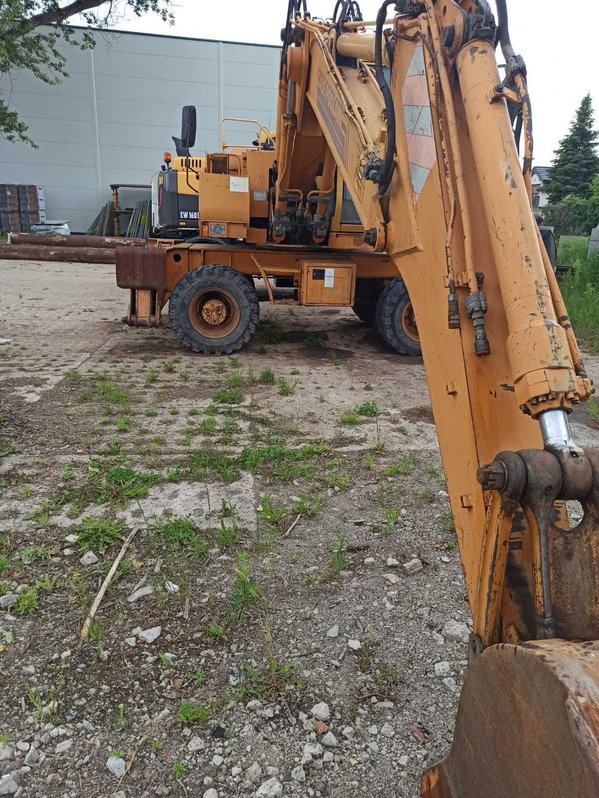 Koparka CASE 888B 1995 r.