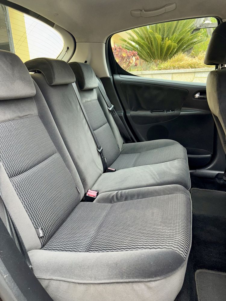 Peugeot 207 1.4 Hdi
