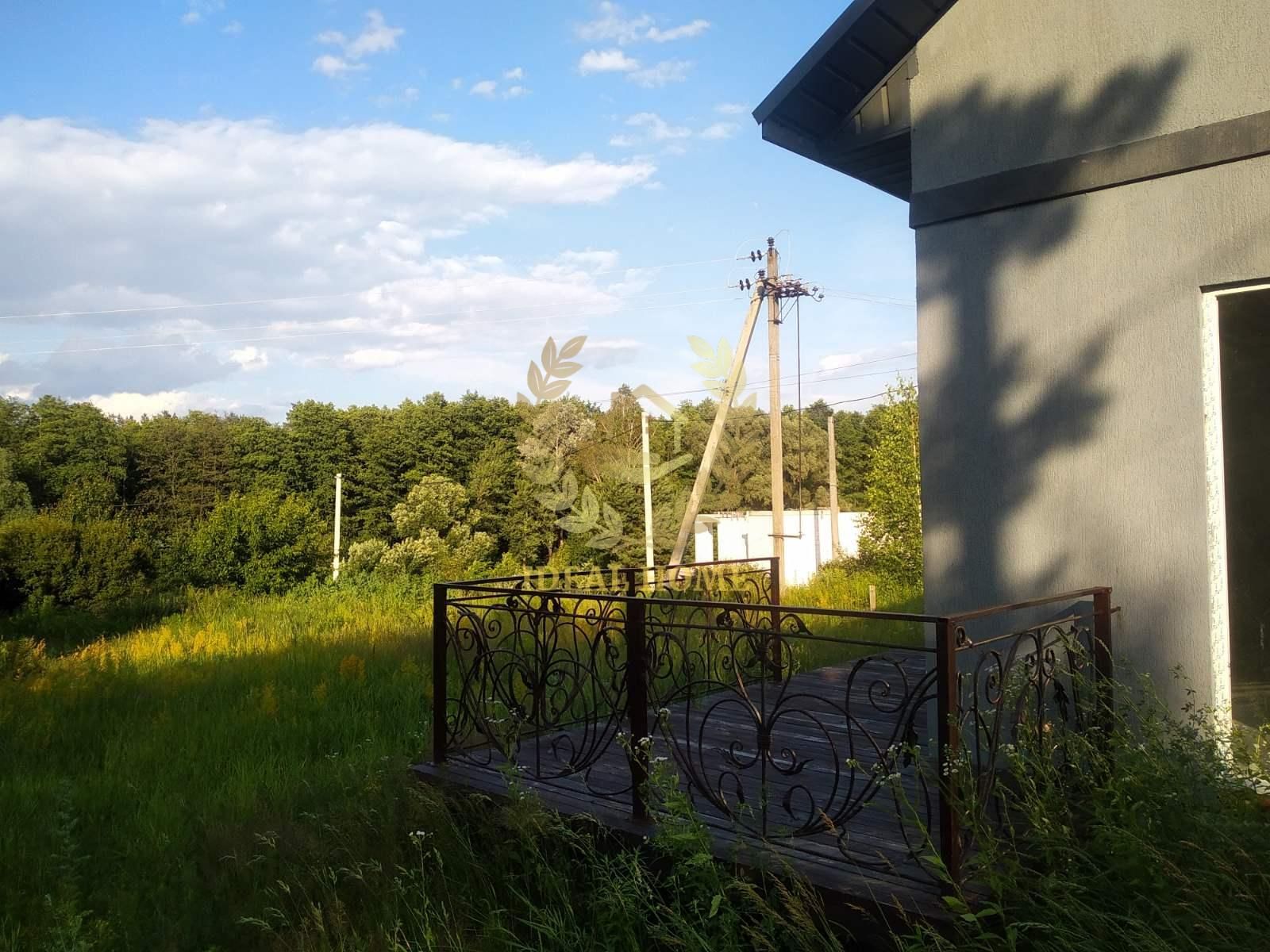Продаж 2х поверхового будинку с. Віта-Поштова