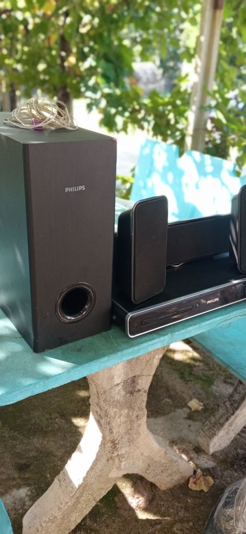 Sistema som Philips home theater com leitor