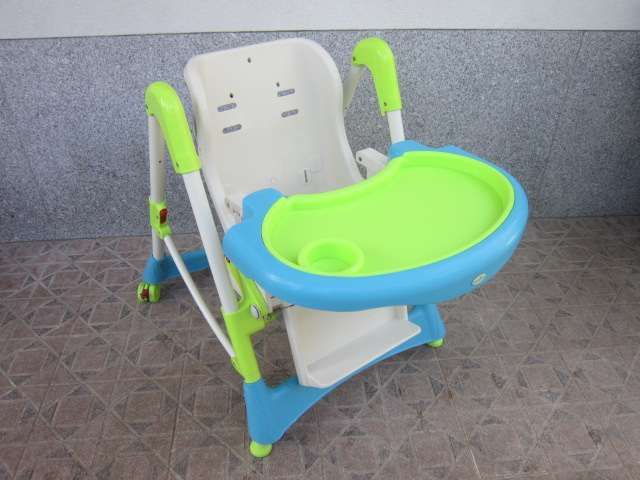 carrinho de bebe da Bebecar e cadeira da papa Olmitos